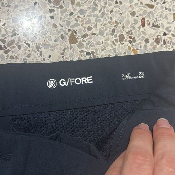 G Fore navy blue flat front golf shorts 32 - Picture 4 of 4